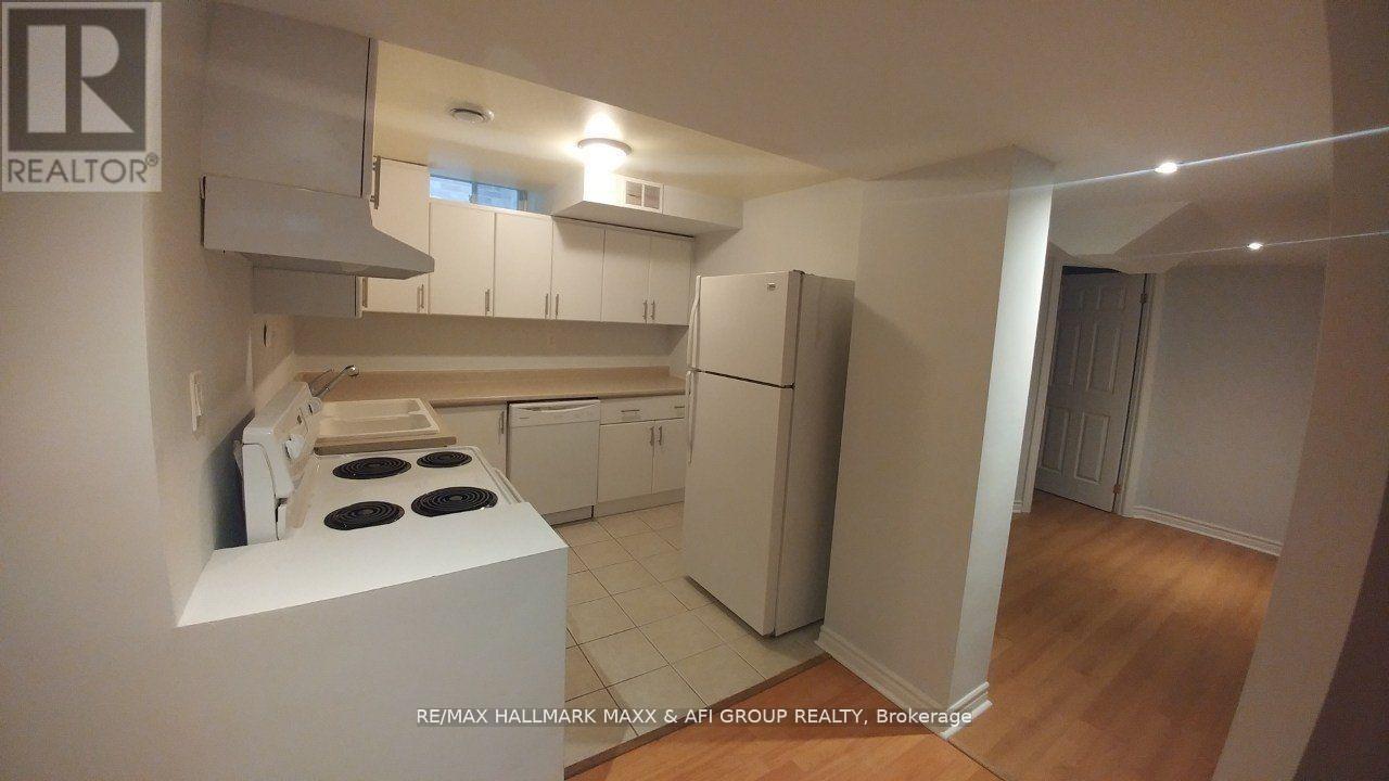 Bsmt - 460 Menczel Crescent, Newmarket, Ontario  L3X 2P6 - Photo 4 - N13801774