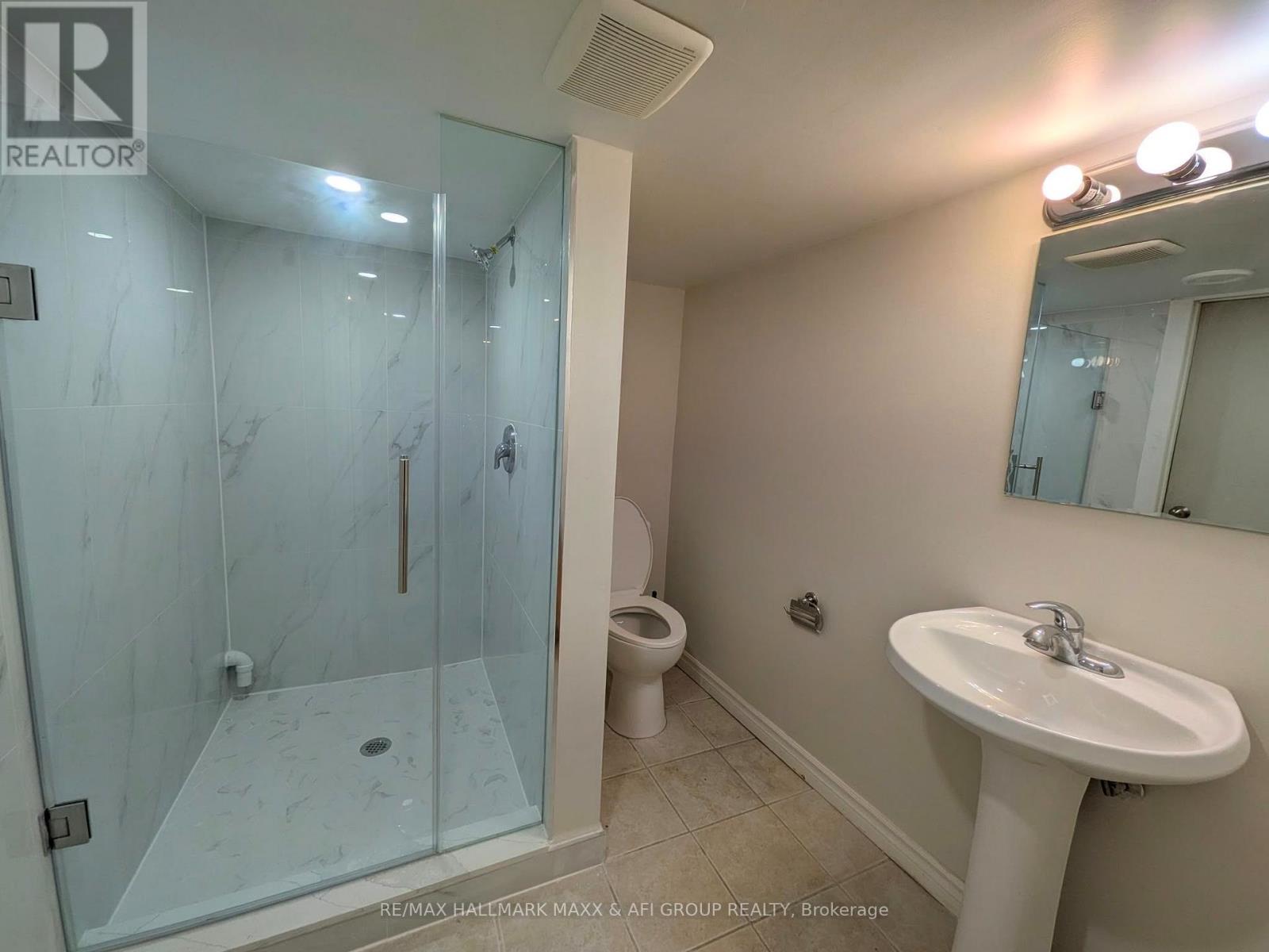 Bsmt - 460 Menczel Crescent, Newmarket, Ontario  L3X 2P6 - Photo 6 - N13801774