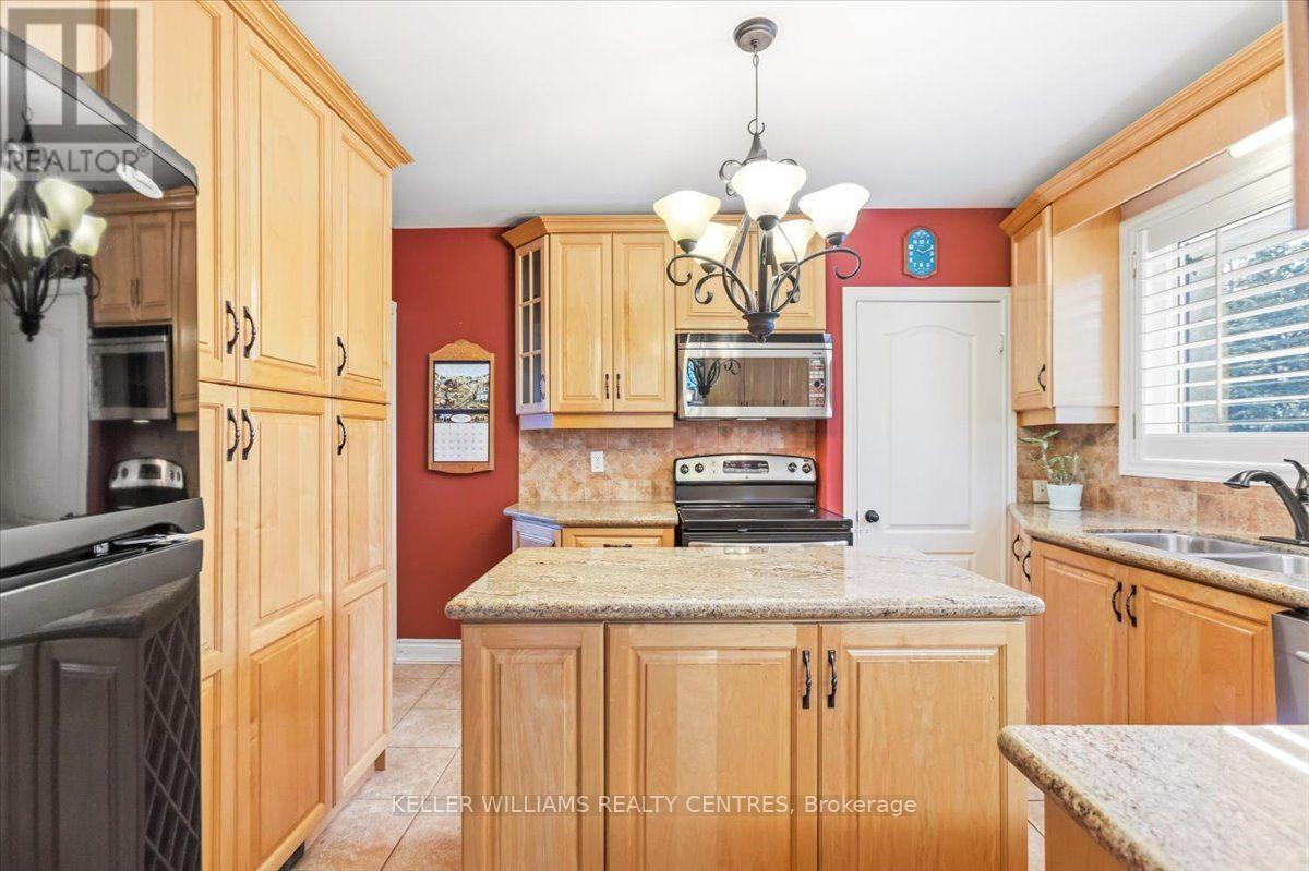 228 Kathryn Crescent, Newmarket, Ontario  L3Y 1M1 - Photo 8 - N13801794
