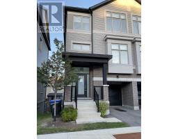 40 - 24 HUGHES LANE, New Tecumseth, Ontario