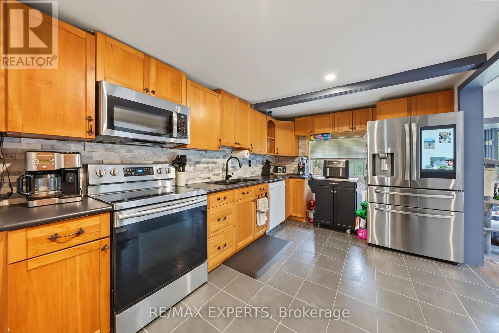 1805 Saint John's Road, Innisfil, Ontario  L9S 1T4 - Photo 13 - N13801960
