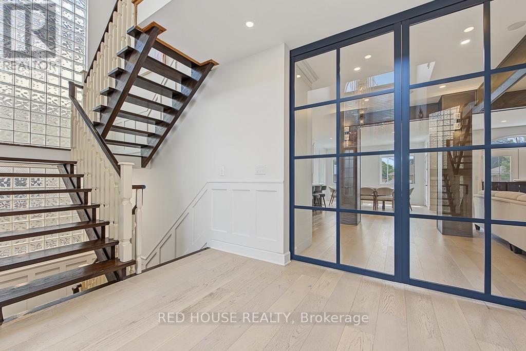 111 Neilson Drive, Toronto, Ontario  M9C 1W1 - Photo 10 - W13801746