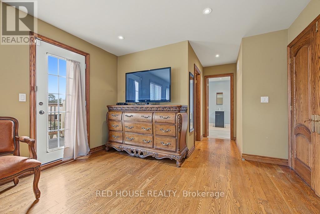 111 Neilson Drive, Toronto, Ontario  M9C 1W1 - Photo 26 - W13801746