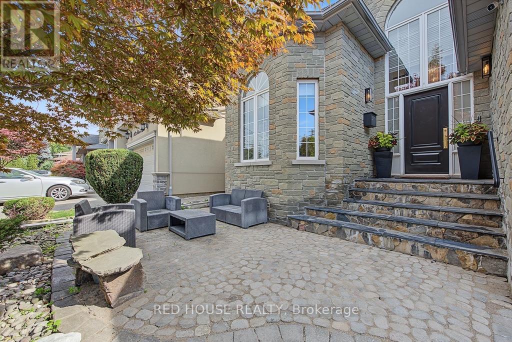 111 Neilson Drive, Toronto, Ontario  M9C 1W1 - Photo 3 - W13801746