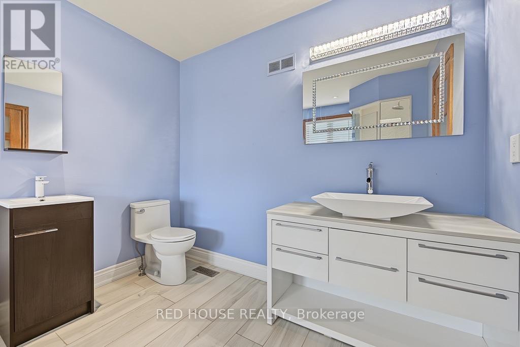 111 Neilson Drive, Toronto, Ontario  M9C 1W1 - Photo 30 - W13801746