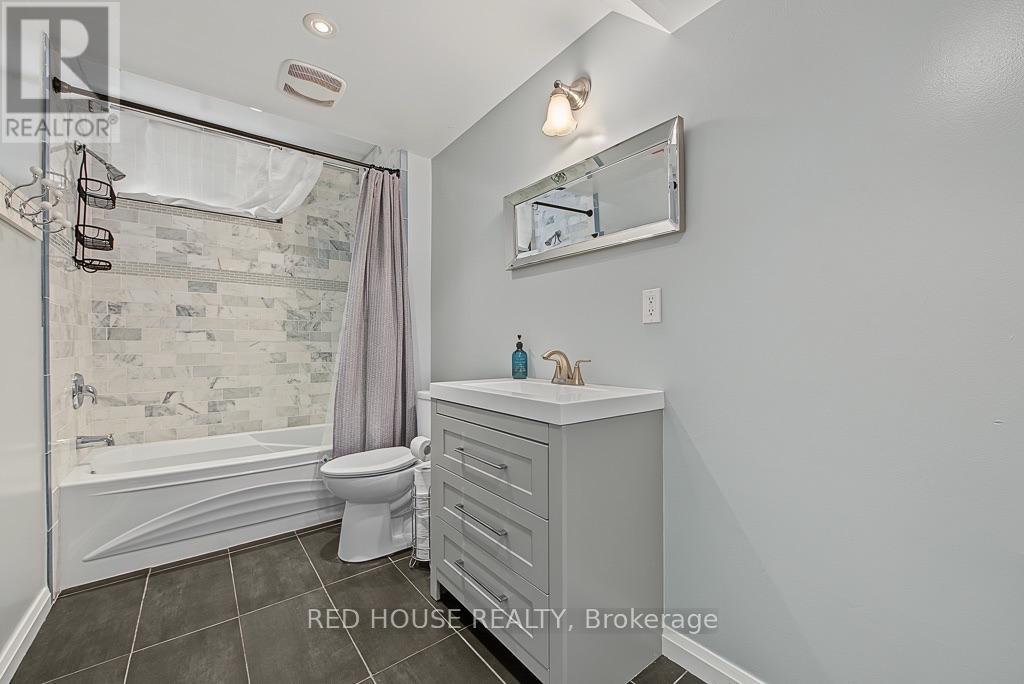 111 Neilson Drive, Toronto, Ontario  M9C 1W1 - Photo 38 - W13801746
