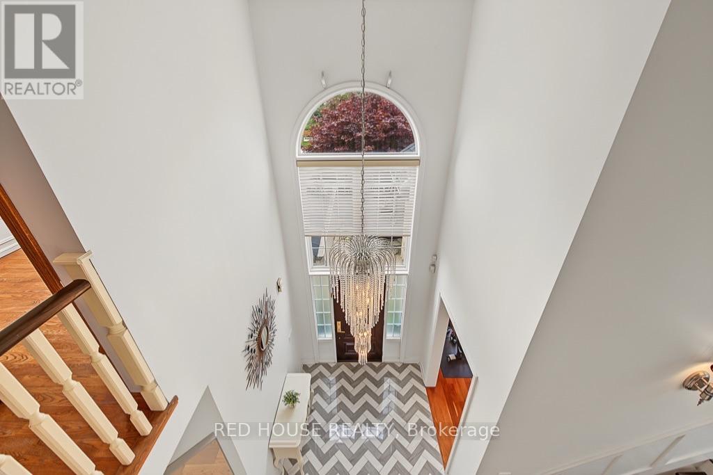 111 Neilson Drive, Toronto, Ontario  M9C 1W1 - Photo 4 - W13801746