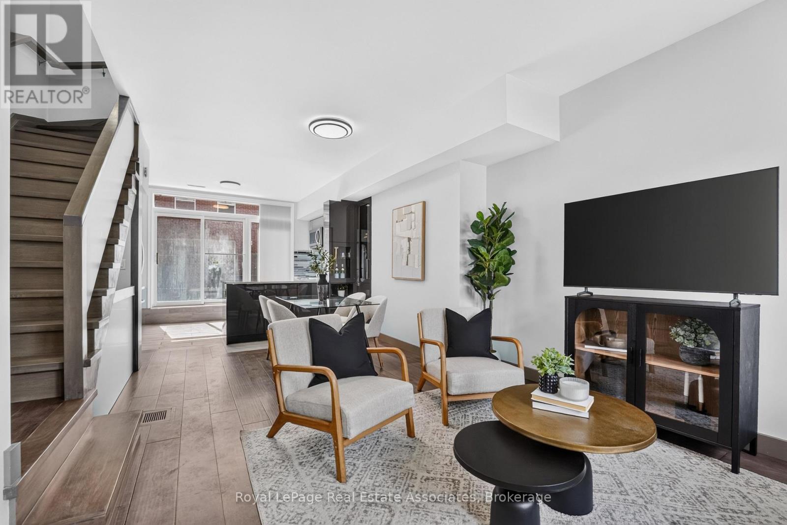 30 Michael Power Place, Toronto, Ontario  M9A 5G9 - Photo 11 - W13801754