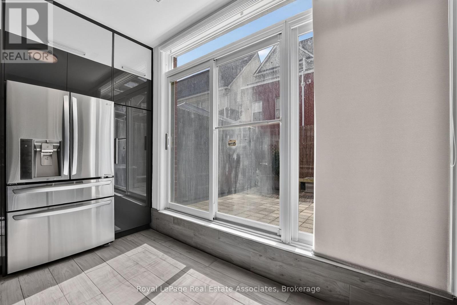 30 Michael Power Place, Toronto, Ontario  M9A 5G9 - Photo 16 - W13801754