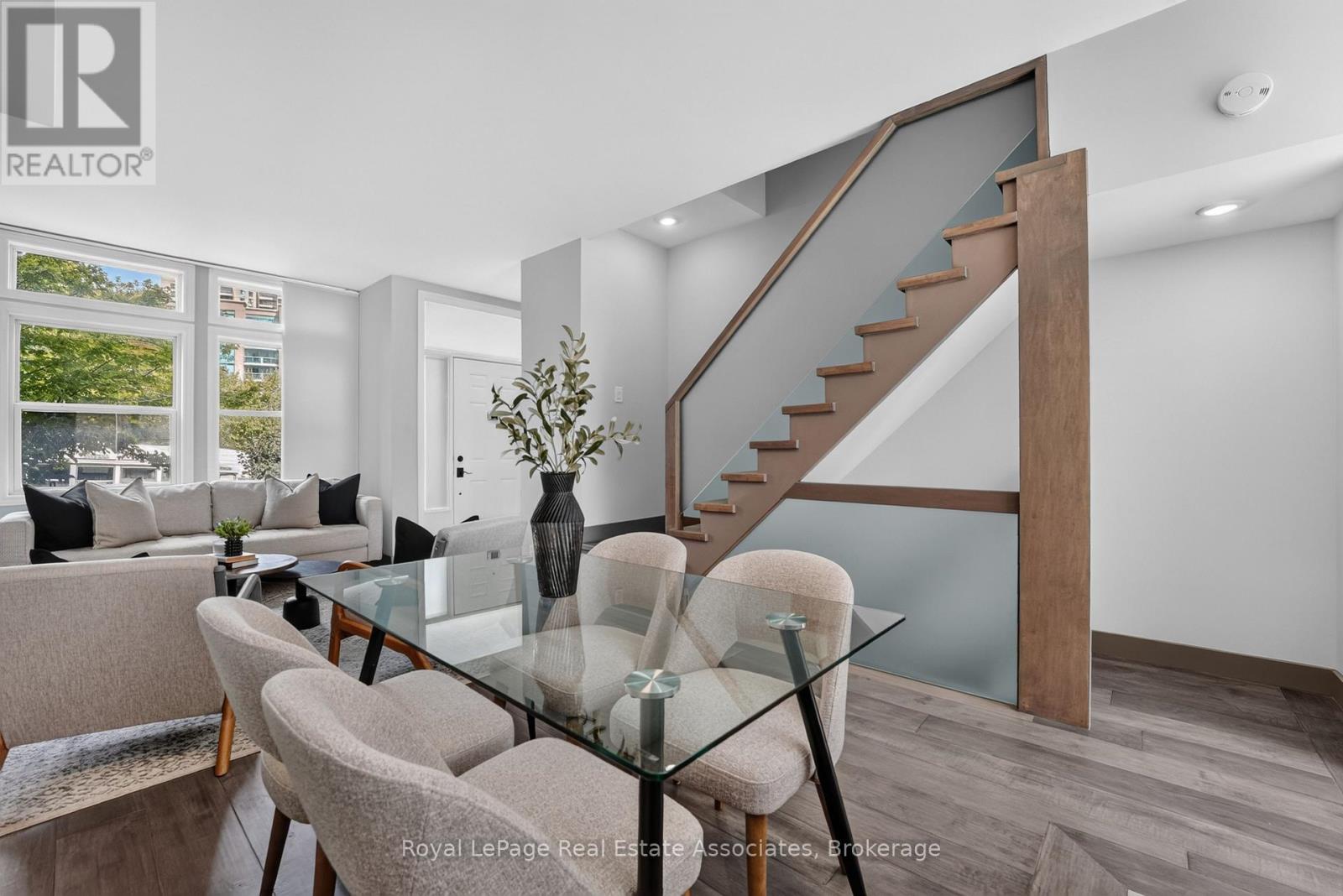 30 Michael Power Place, Toronto, Ontario  M9A 5G9 - Photo 20 - W13801754
