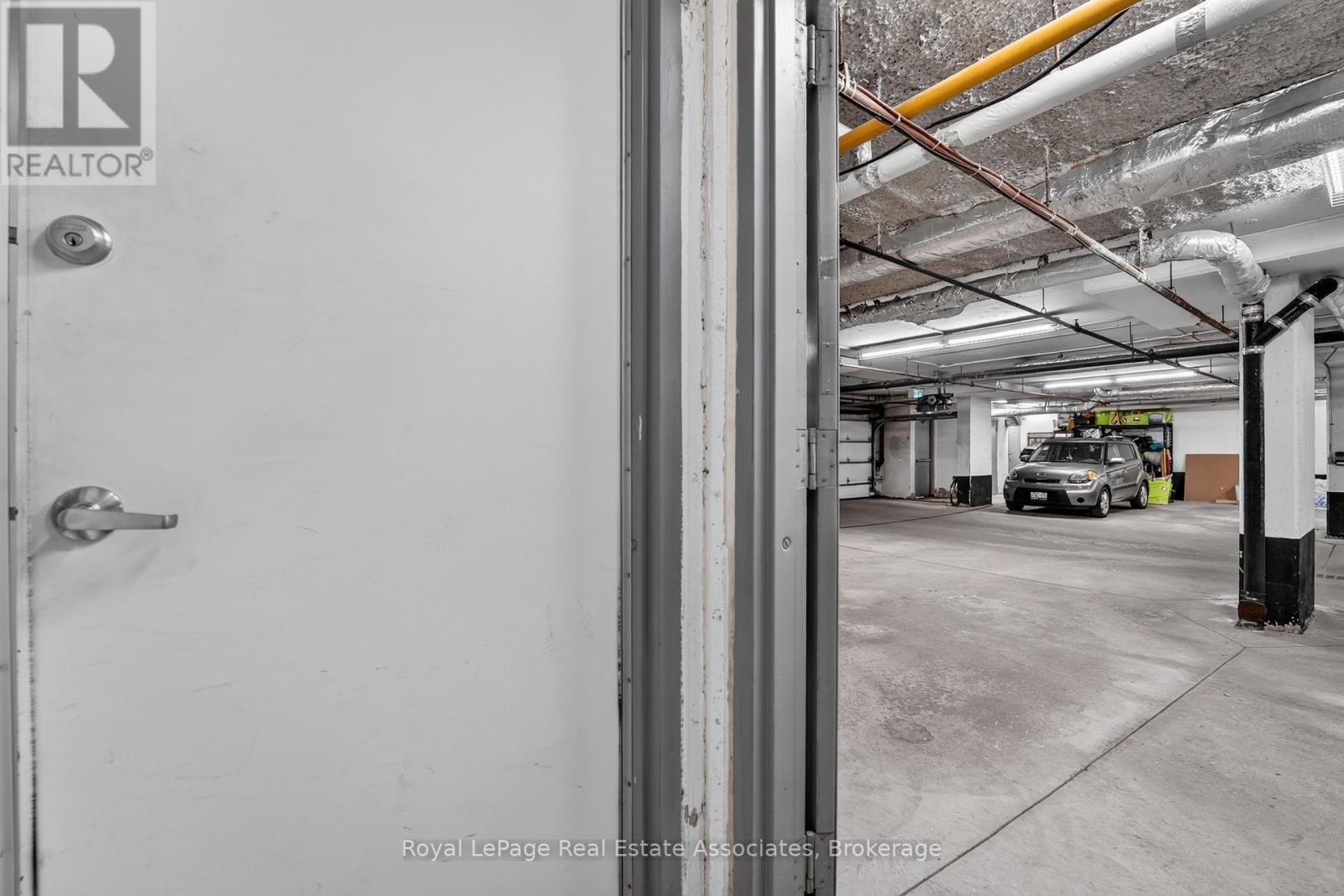 30 Michael Power Place, Toronto, Ontario  M9A 5G9 - Photo 46 - W13801754