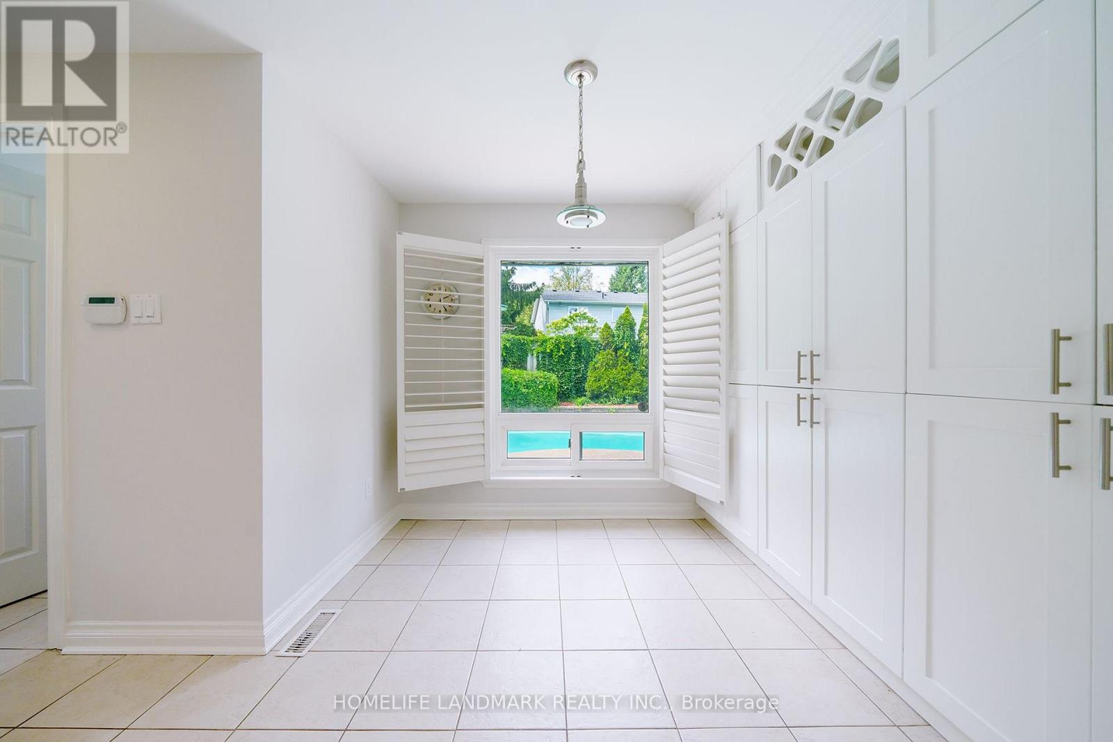 2365 Baccaro Road, Oakville, Ontario  L6J 5V9 - Photo 11 - W13801772