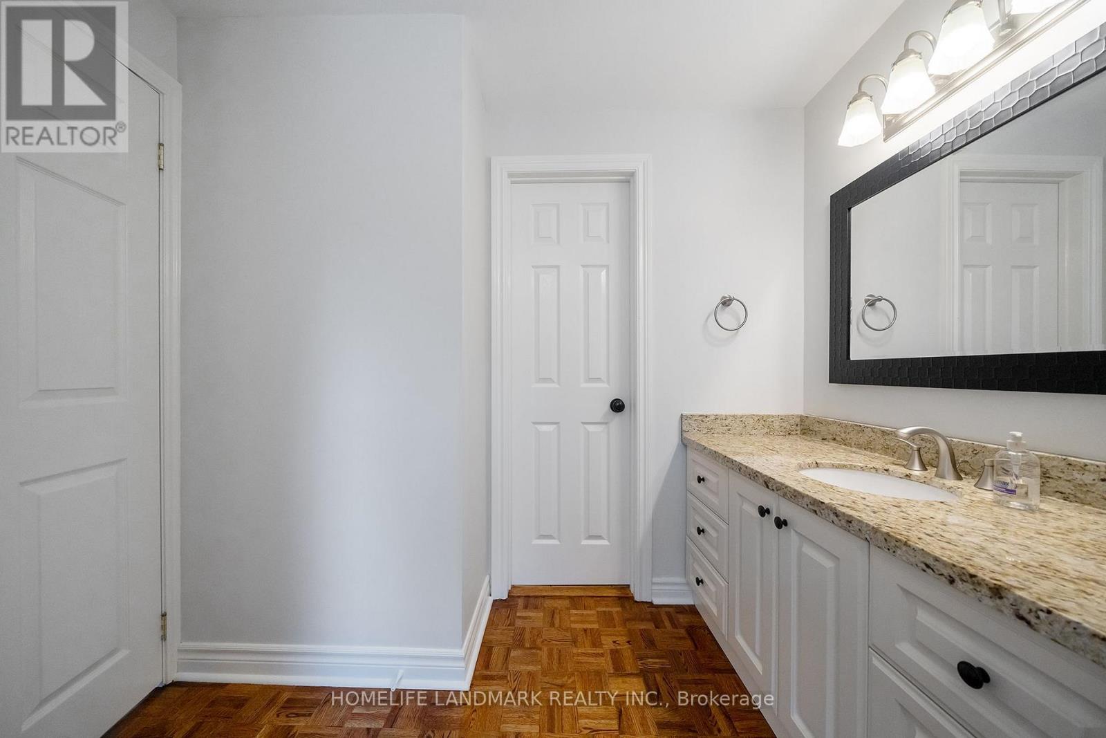 2365 Baccaro Road, Oakville, Ontario  L6J 5V9 - Photo 20 - W13801772