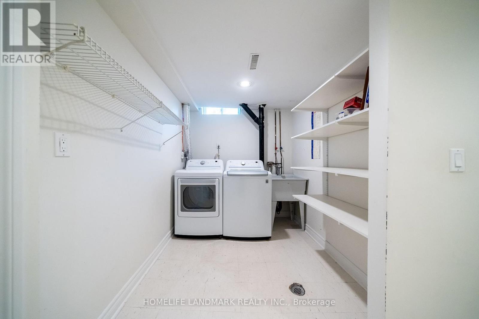 2365 Baccaro Road, Oakville, Ontario  L6J 5V9 - Photo 33 - W13801772