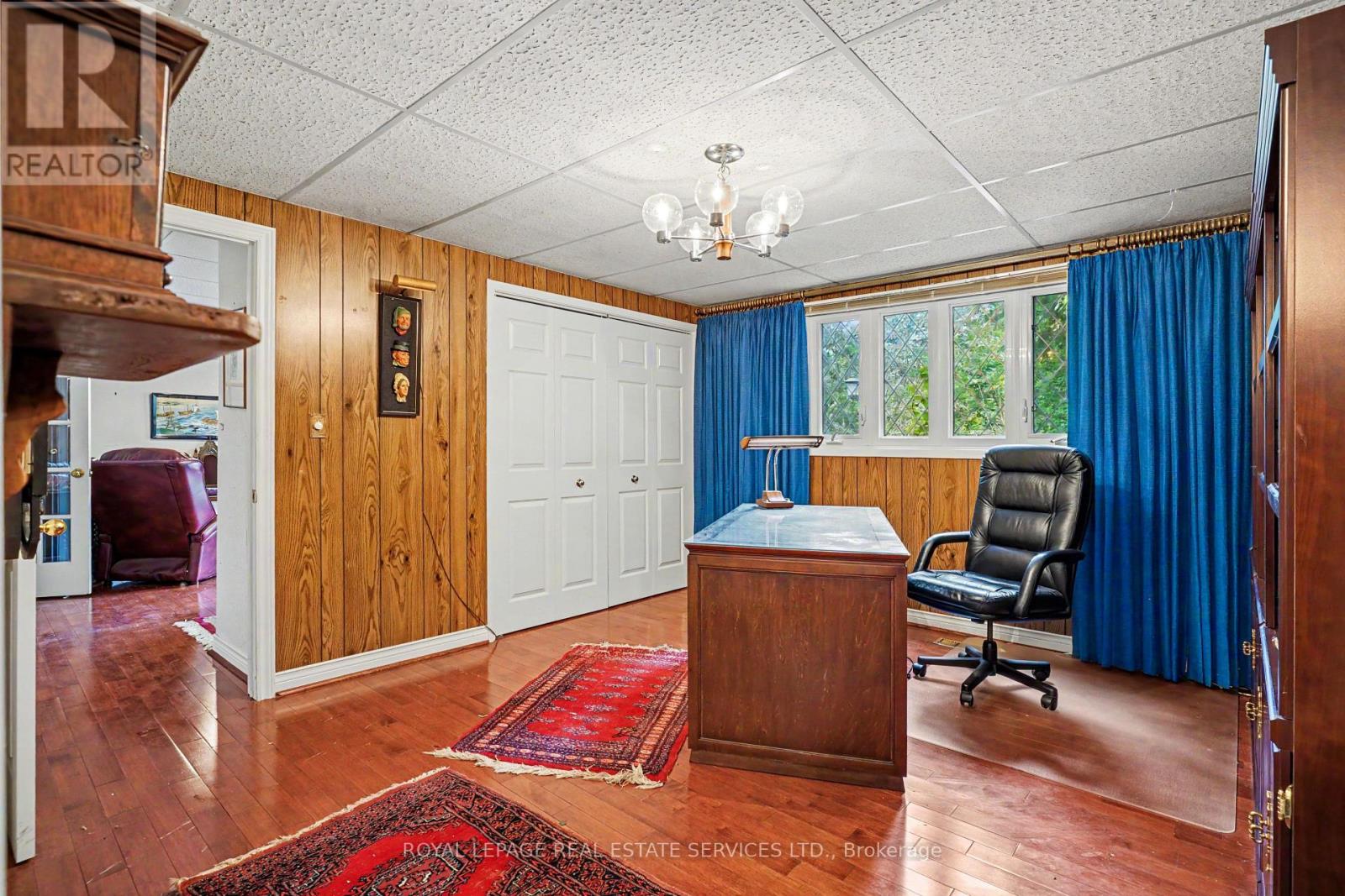 1577 Thompson Street, Mississauga, Ontario  L5C 1B4 - Photo 15 - W13801776