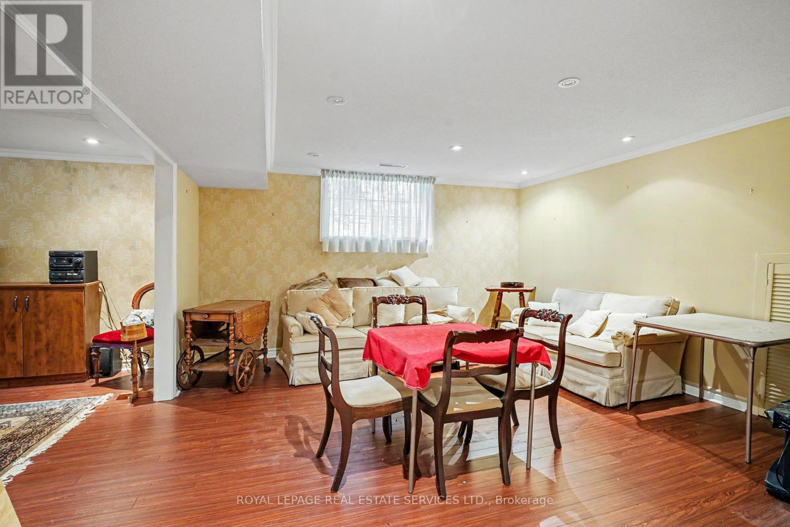 1577 Thompson Street, Mississauga, Ontario  L5C 1B4 - Photo 21 - W13801776