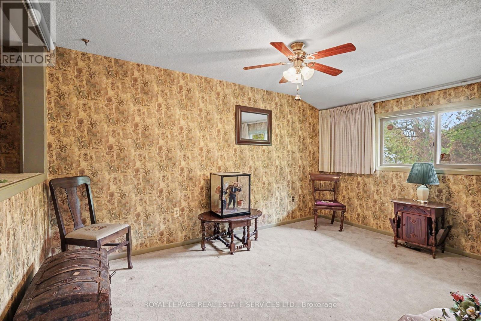 1577 Thompson Street, Mississauga, Ontario  L5C 1B4 - Photo 23 - W13801776