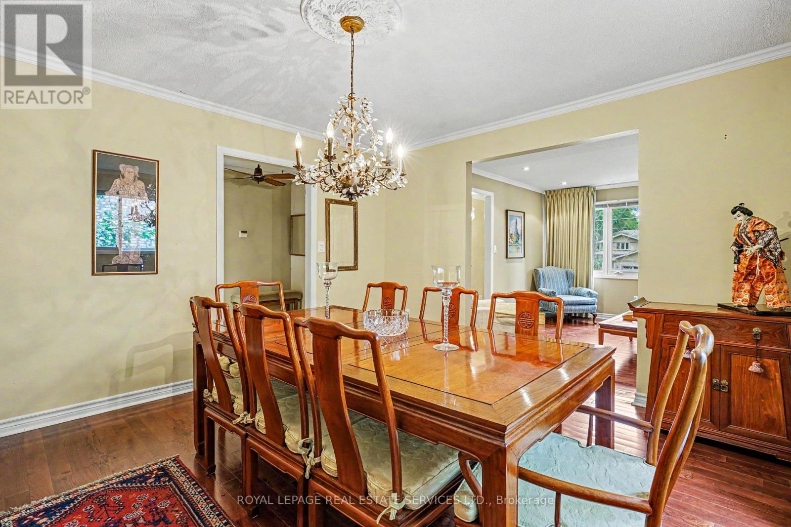 1577 Thompson Street, Mississauga, Ontario  L5C 1B4 - Photo 6 - W13801776