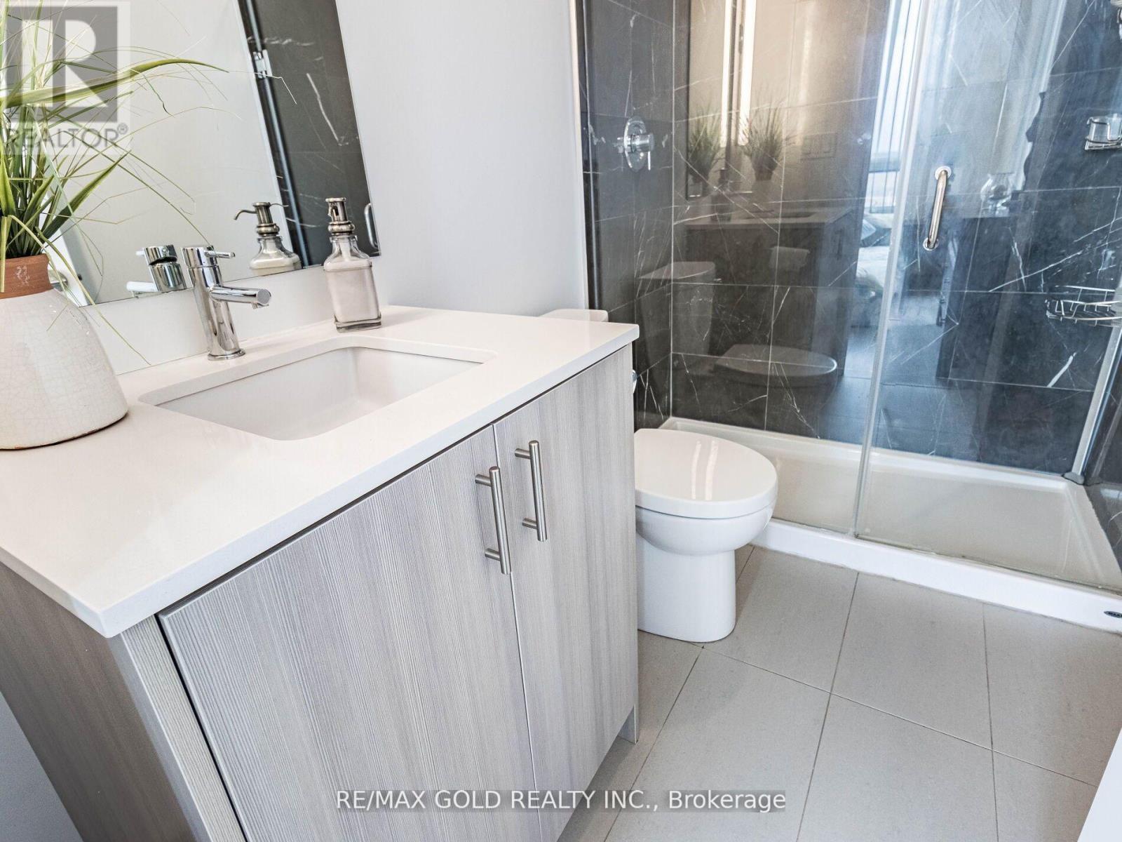 609 - 180 Veterans Drive, Brampton, Ontario  L7A 5G7 - Photo 12 - W13801840