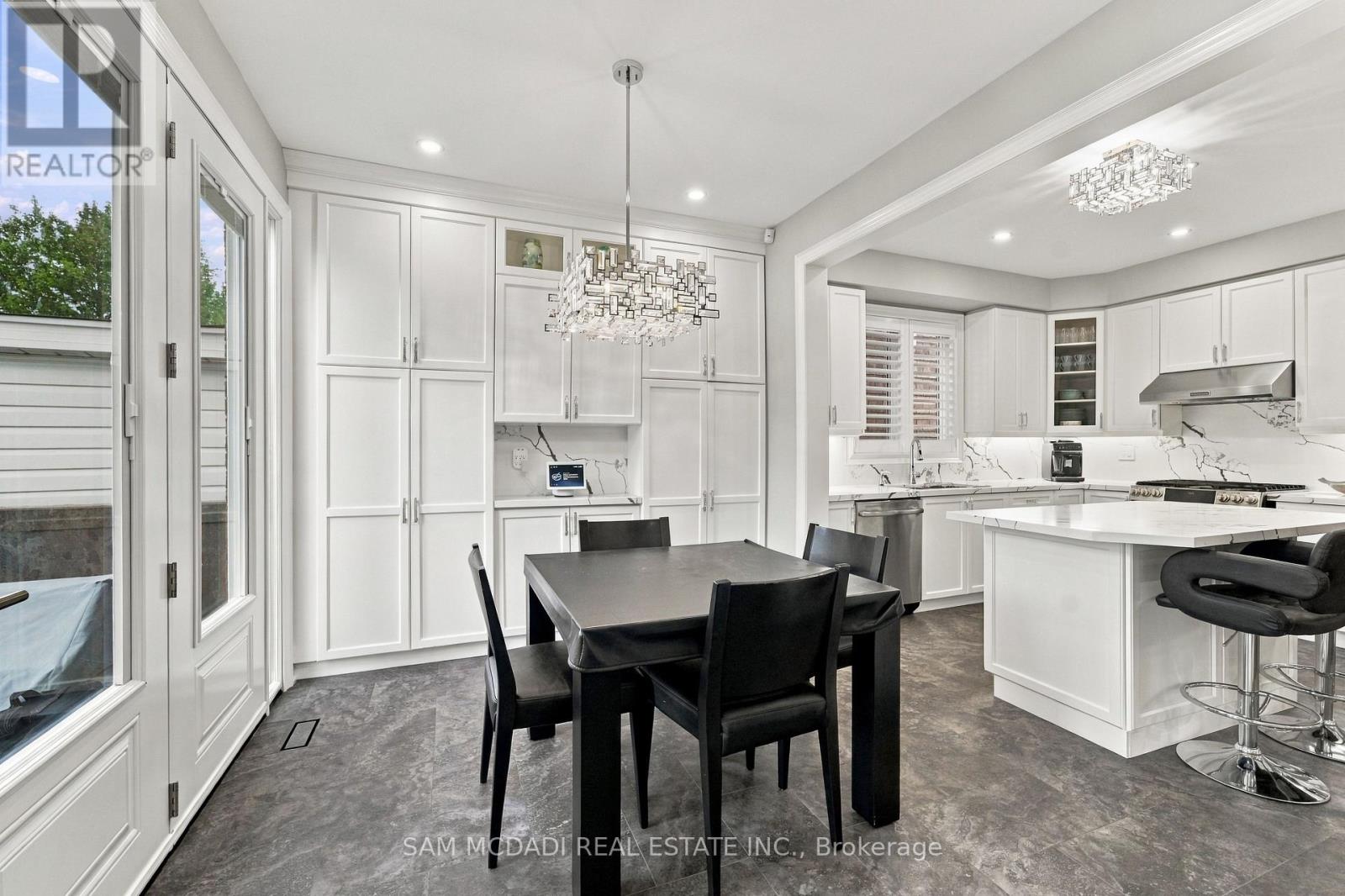 238 Schreyer Crescent, Milton, Ontario  L9T 7B5 - Photo 12 - W13801850