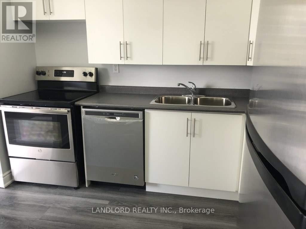 405 - 3590 Kaneff Crescent, Mississauga, Ontario  L5A 3X3 - Photo 10 - W13801864
