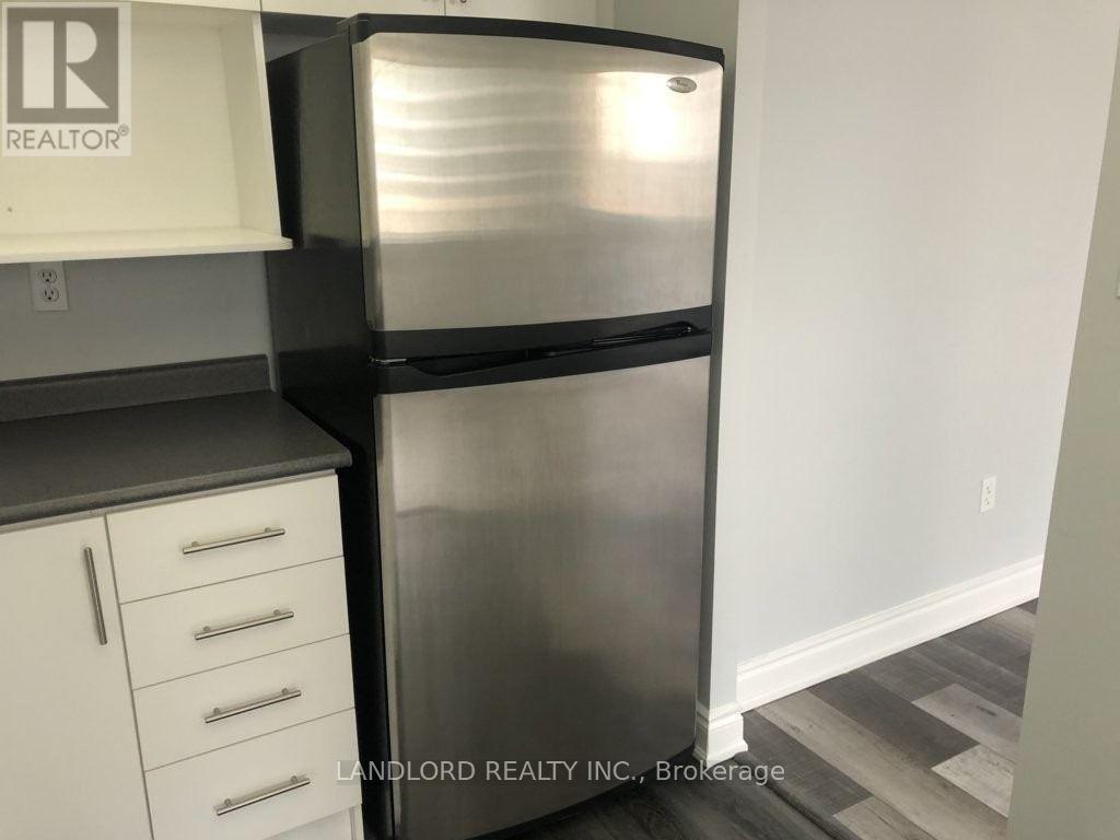 405 - 3590 Kaneff Crescent, Mississauga, Ontario  L5A 3X3 - Photo 12 - W13801864