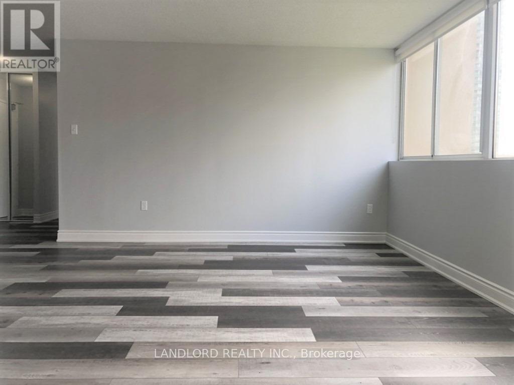 405 - 3590 Kaneff Crescent, Mississauga, Ontario  L5A 3X3 - Photo 7 - W13801864