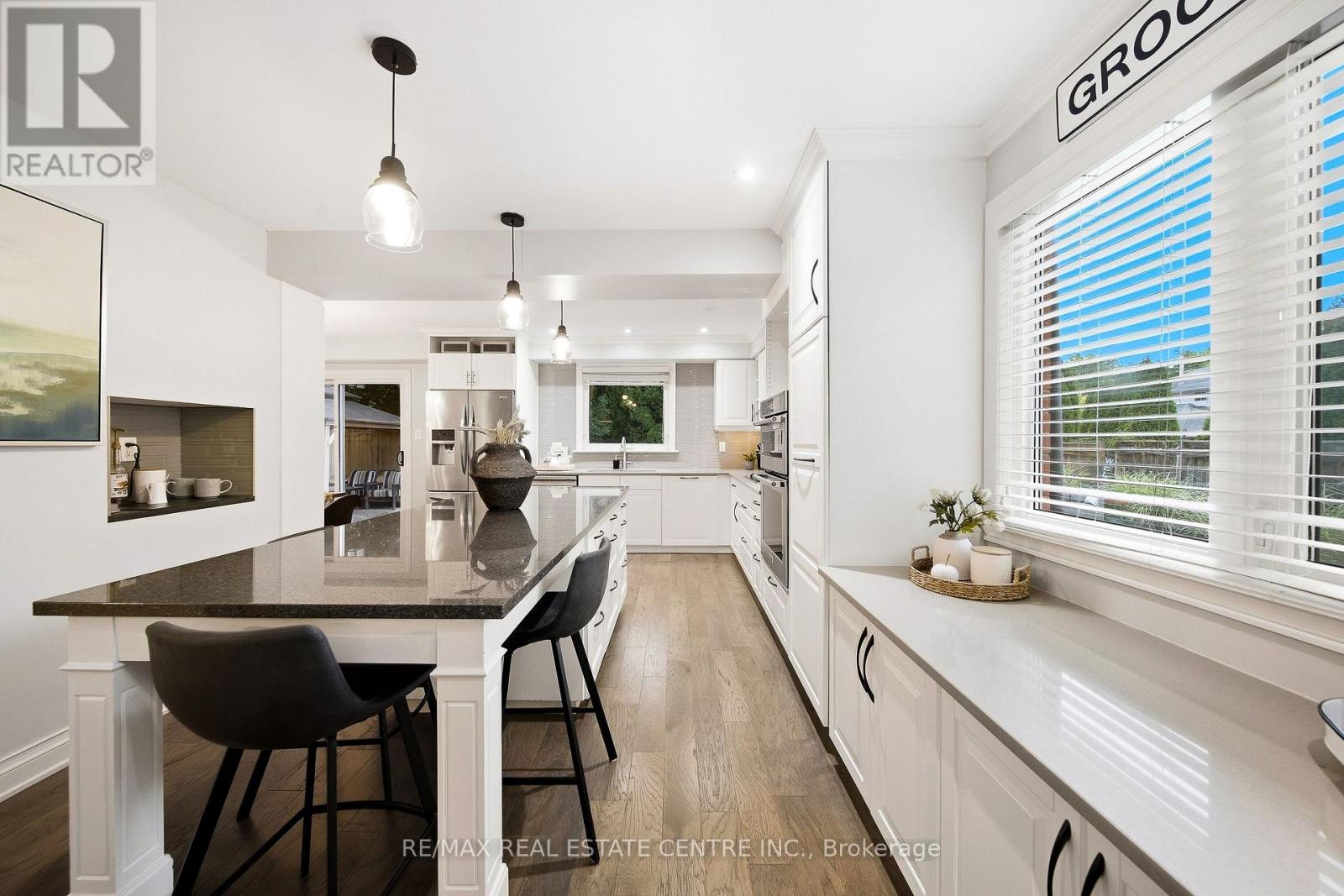 3277 Woodside Avenue, Burlington, Ontario  L7M 2R9 - Photo 20 - W13801902