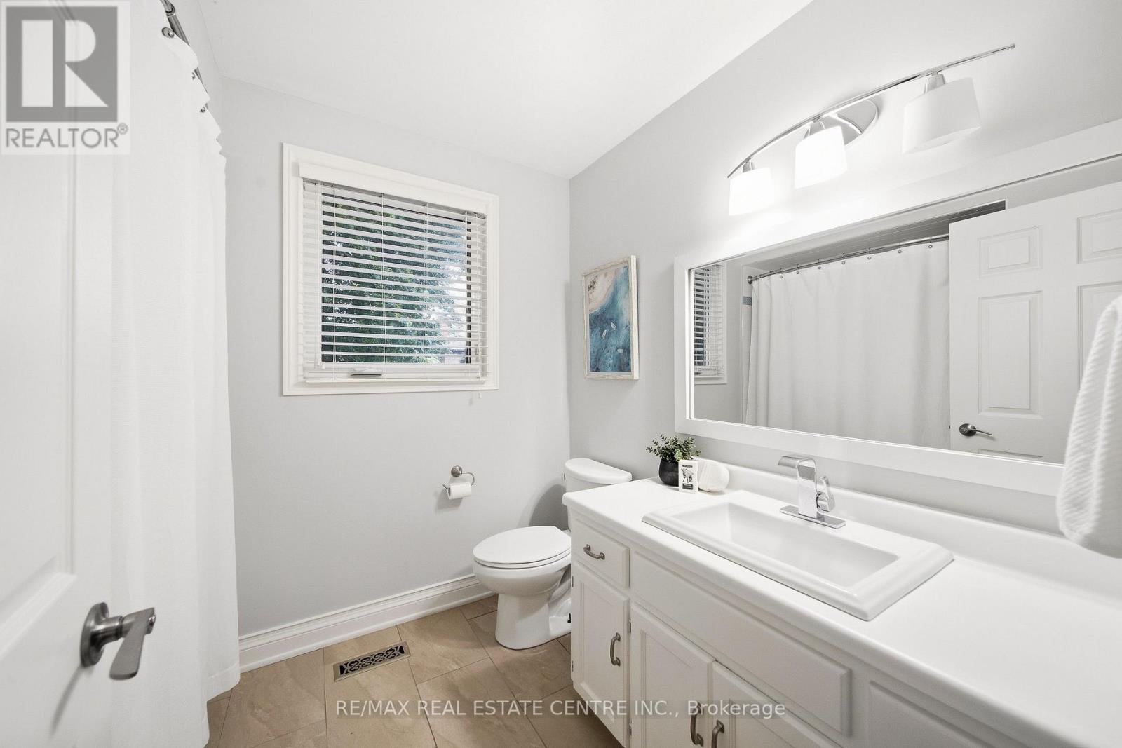 3277 Woodside Avenue, Burlington, Ontario  L7M 2R9 - Photo 36 - W13801902