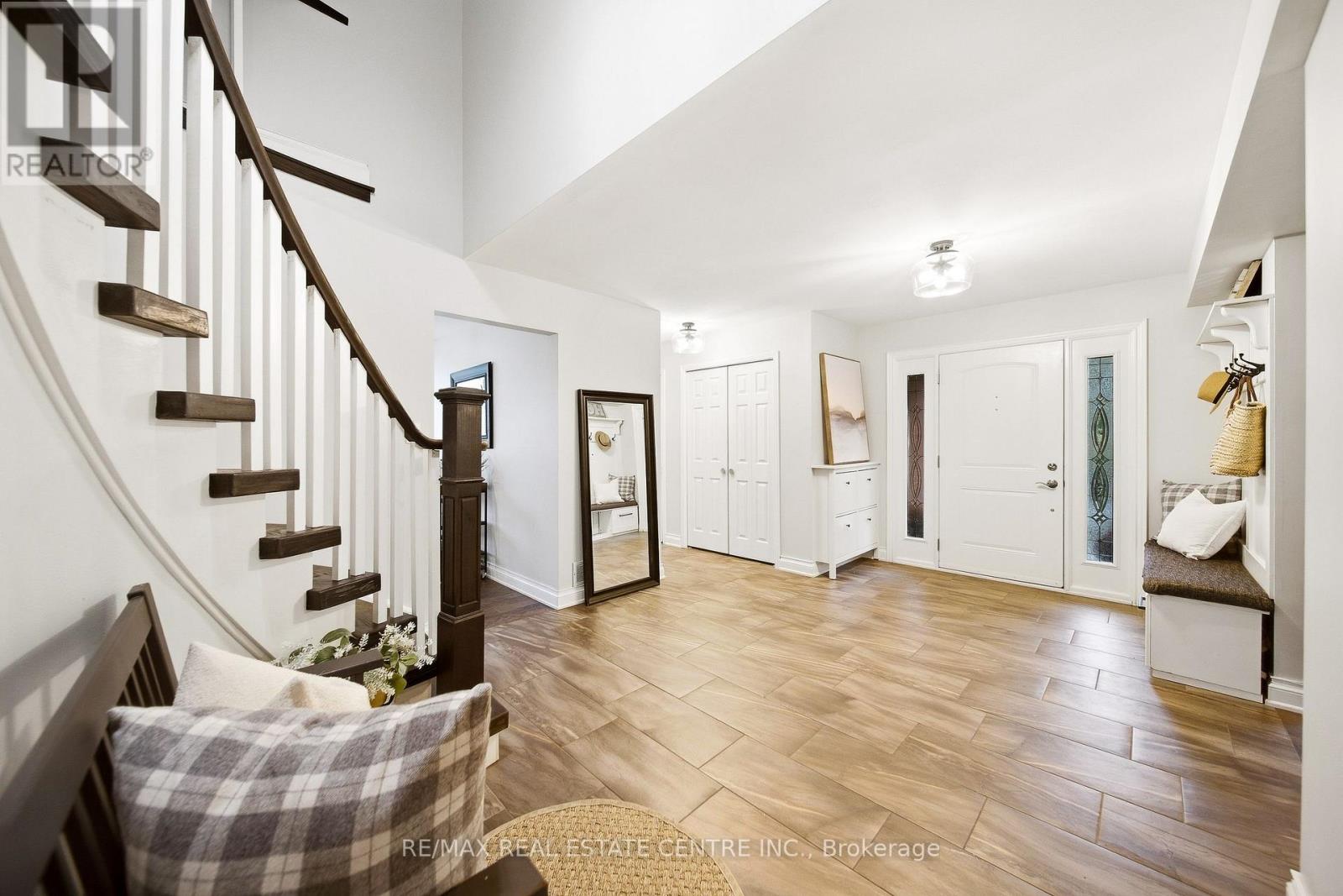 3277 Woodside Avenue, Burlington, Ontario  L7M 2R9 - Photo 6 - W13801902