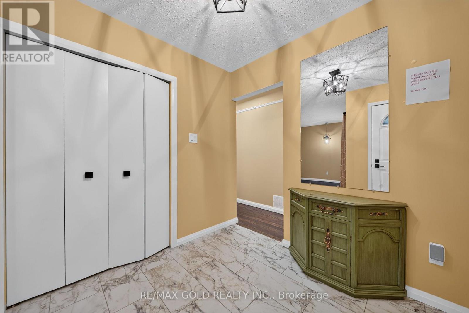 234 Avondale Boulevard, Brampton, Ontario  L6T 1J4 - Photo 8 - W13801906