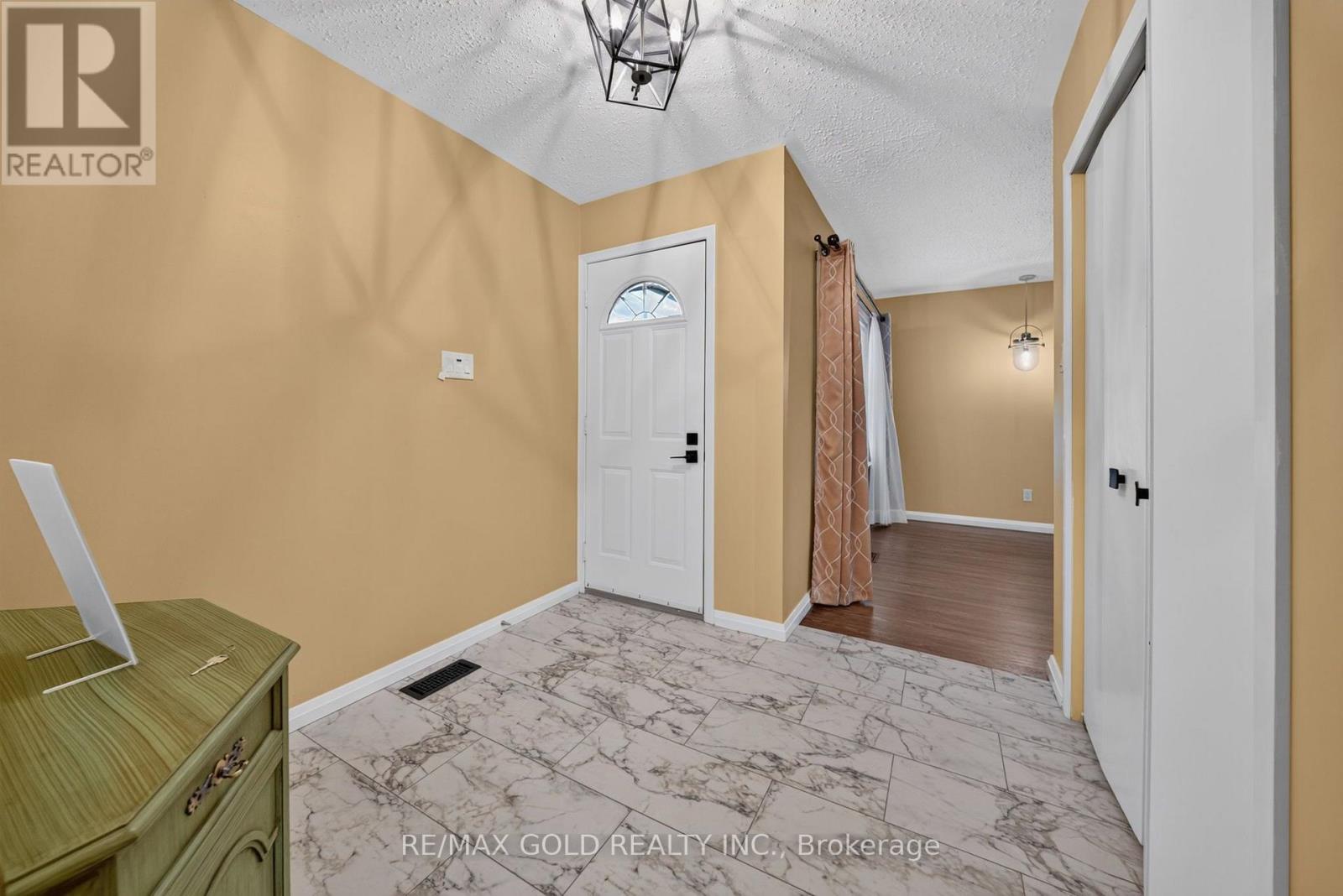 234 Avondale Boulevard, Brampton, Ontario  L6T 1J4 - Photo 9 - W13801906