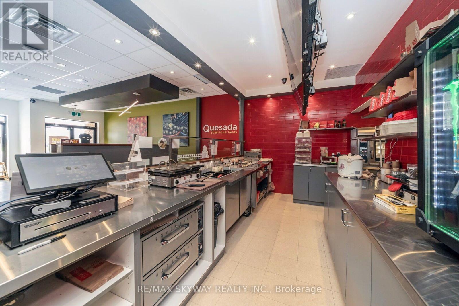 D113 - 4490 Fairview Street, Burlington, Ontario  L7L 5P9 - Photo 17 - W13801934
