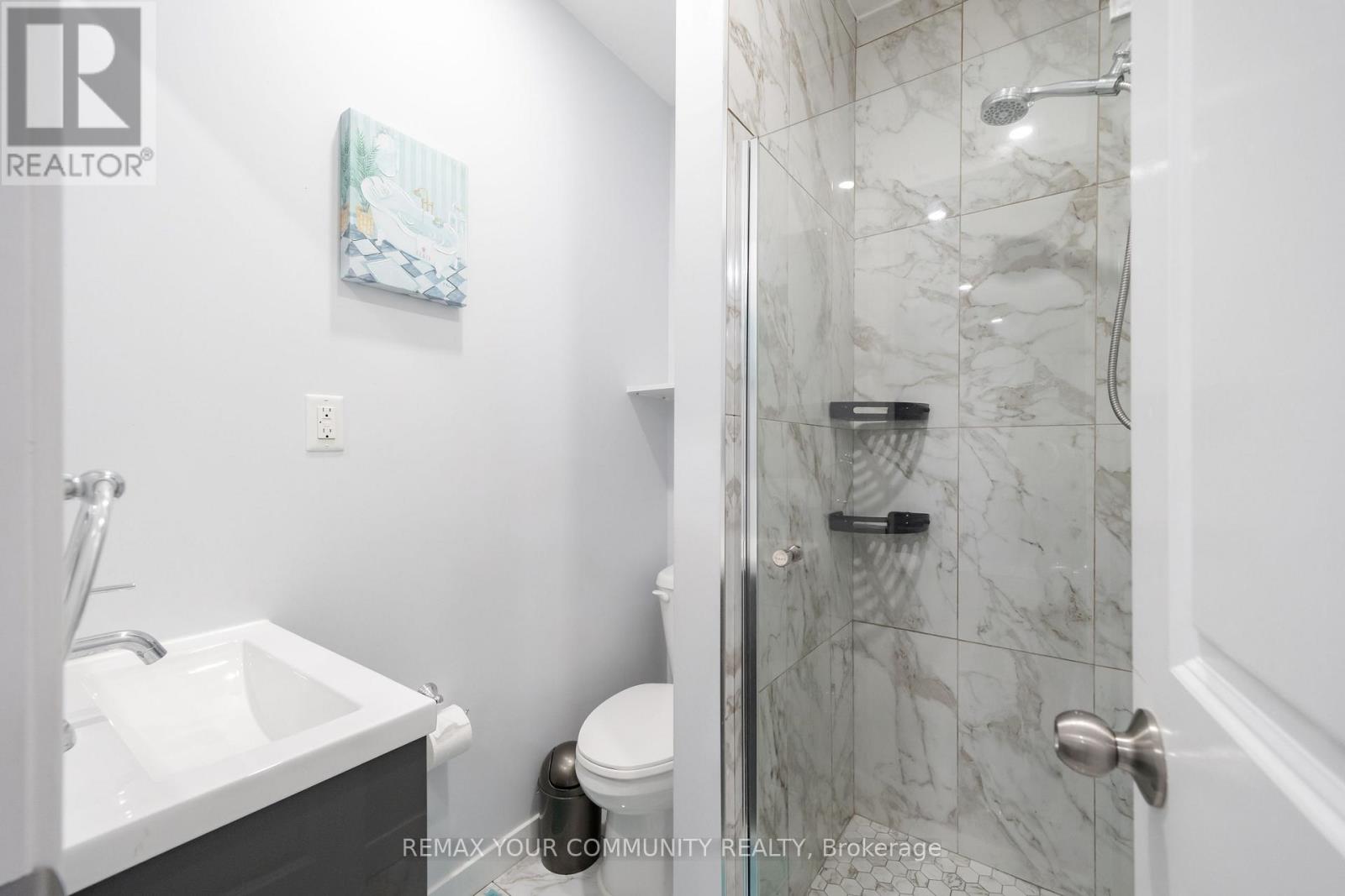 Main - 50 Brownville Avenue, Toronto, Ontario  M6N 4L3 - Photo 11 - W13801936