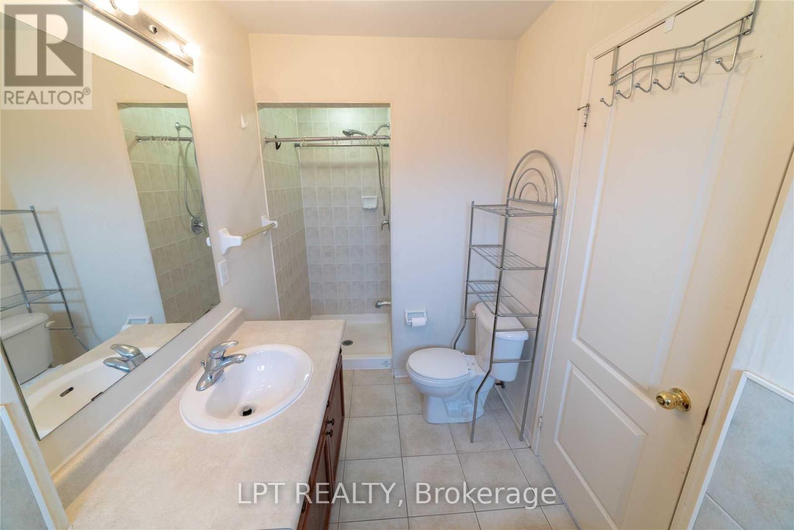 4919 Southampton Drive, Mississauga, Ontario  L5M 7P9 - Photo 9 - W13801954