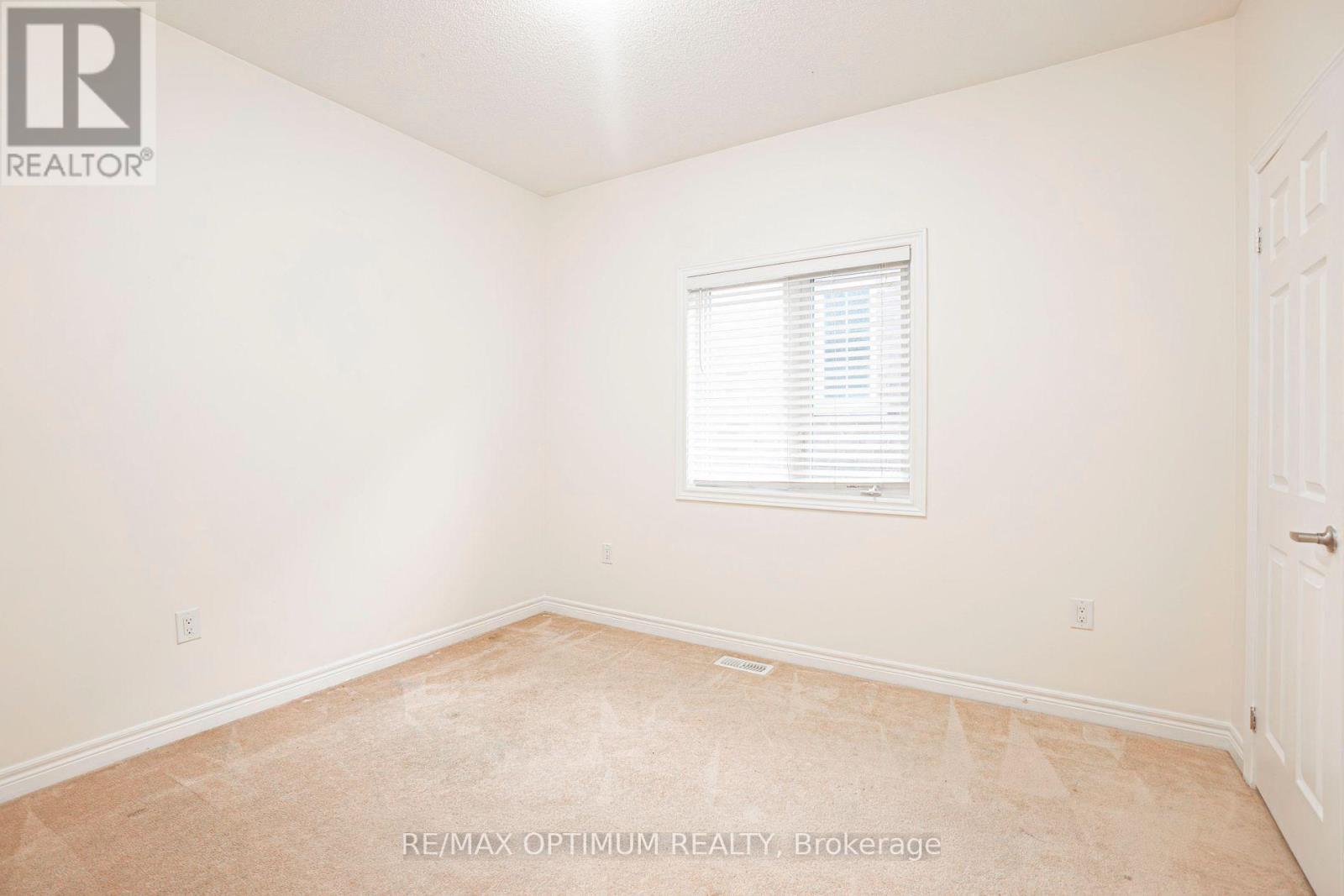 16 Vezna Crescent, Brampton, Ontario  L6X 5K5 - Photo 12 - W13801980