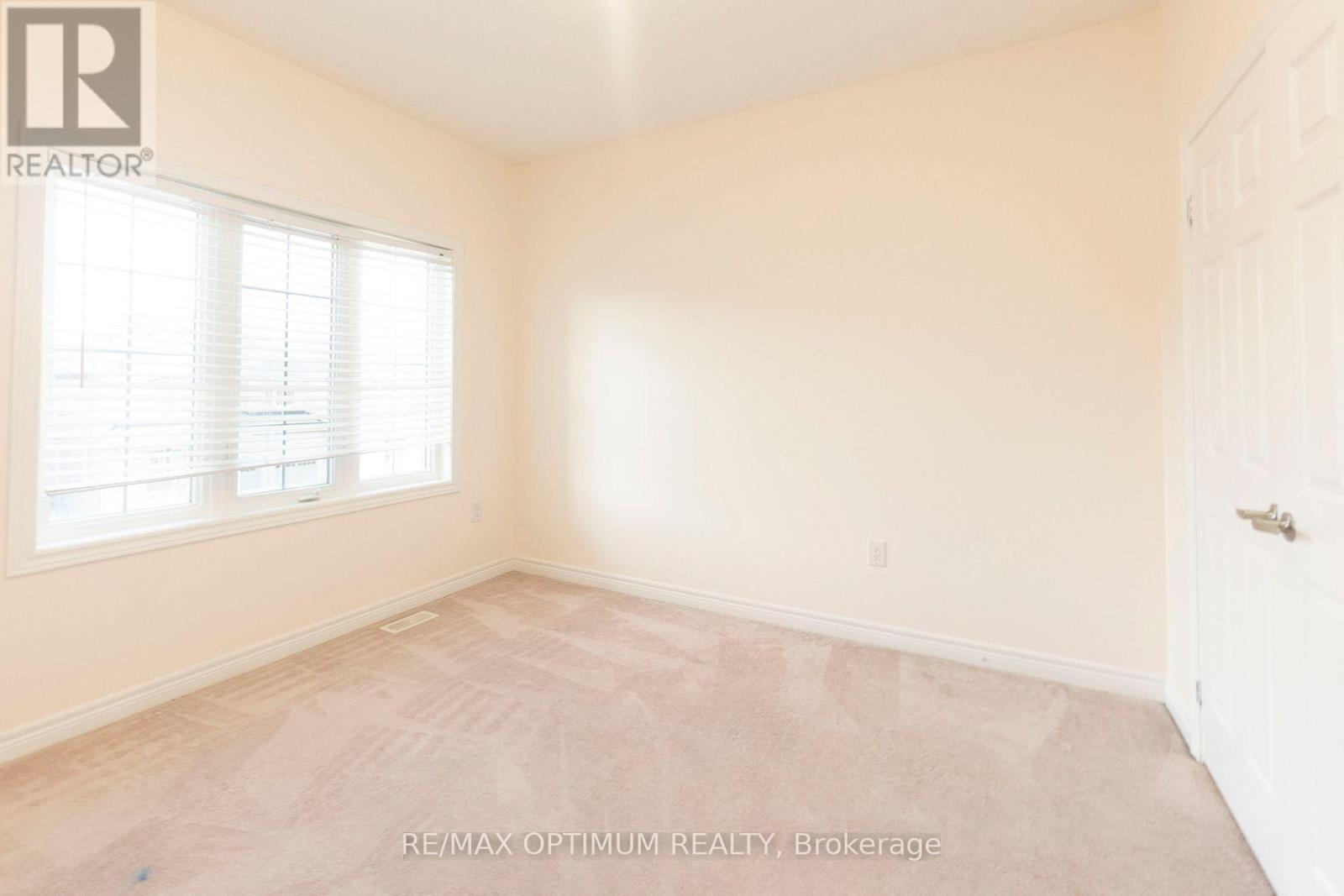 16 Vezna Crescent, Brampton, Ontario  L6X 5K5 - Photo 15 - W13801980