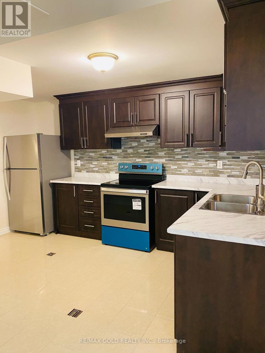 Basement - 102 Gardenbrooke Trail, Brampton, Ontario  L6P 3G9 - Photo 5 - W13801990