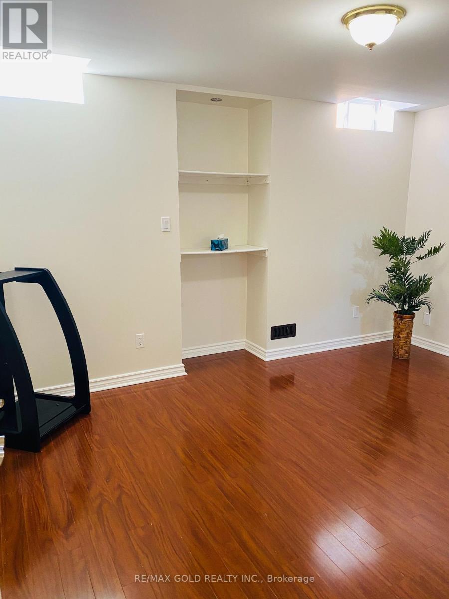 Basement - 102 Gardenbrooke Trail, Brampton, Ontario  L6P 3G9 - Photo 8 - W13801990