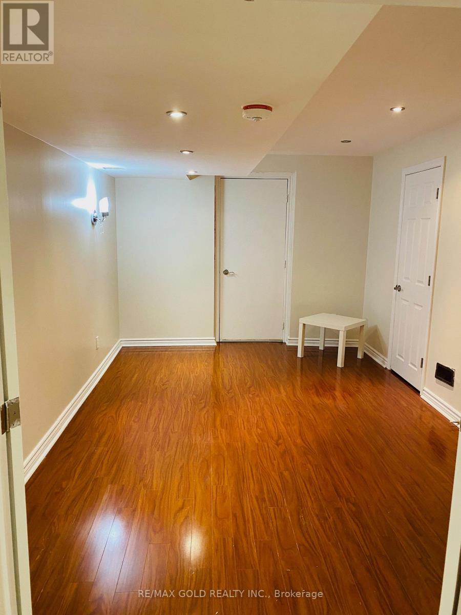Basement - 102 Gardenbrooke Trail, Brampton, Ontario  L6P 3G9 - Photo 9 - W13801990