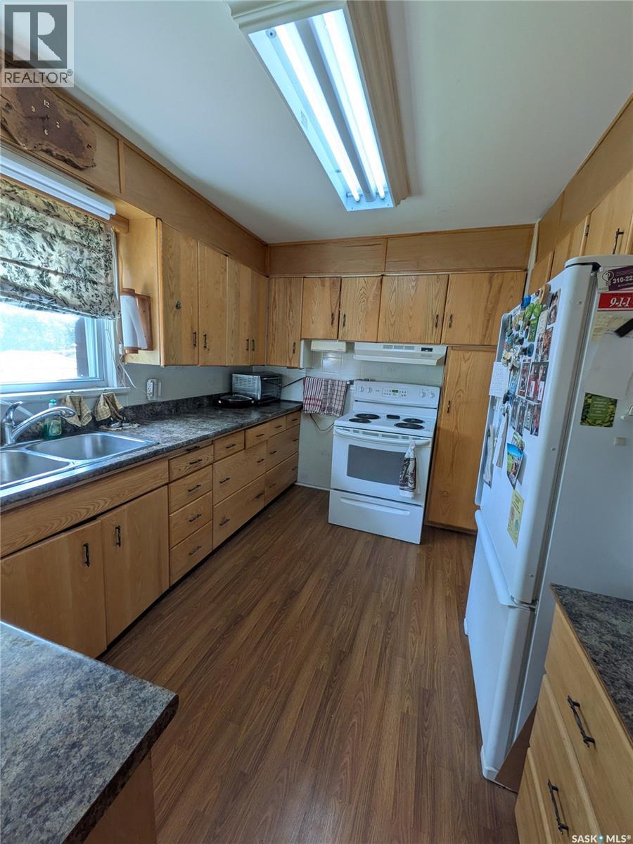 337 9th Street E, Prince Albert, Saskatchewan  S6V 0X9 - Photo 23 - SK048830