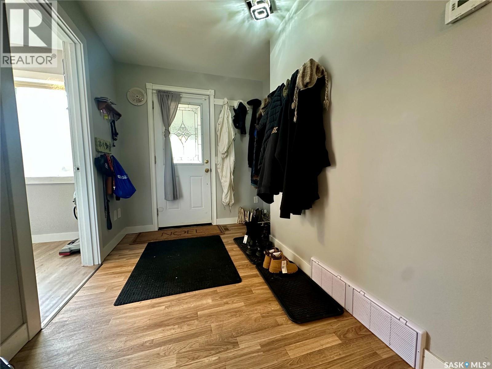 709 2nd Street, Chamberlain, Saskatchewan  S0G 0R0 - Photo 2 - SK048716