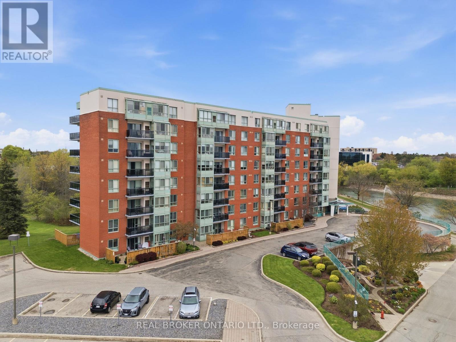 215 - 30 Blue Springs Drive, Waterloo, Ontario  N2J 4T2 - Photo 2 - X13801700