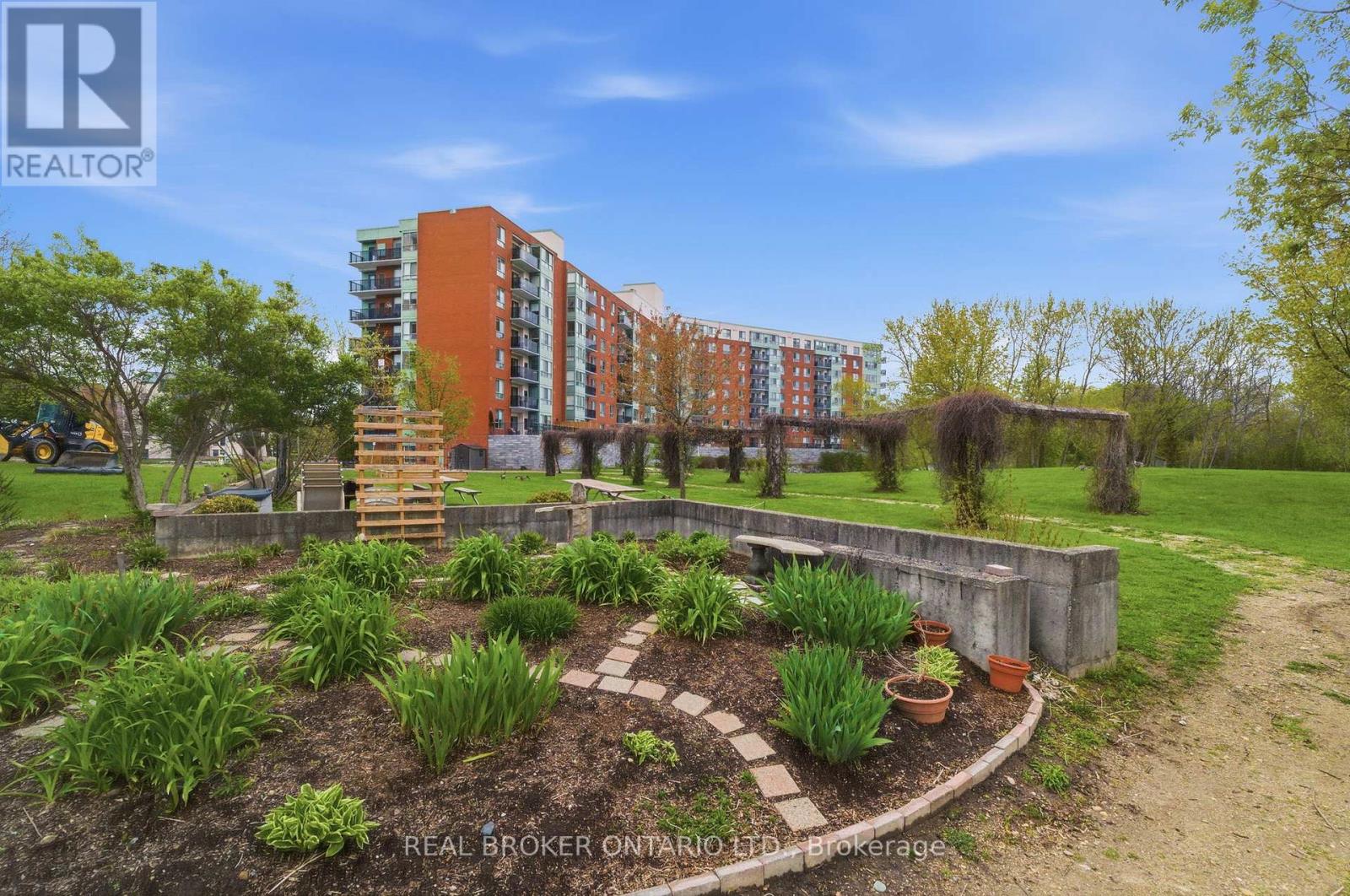 215 - 30 Blue Springs Drive, Waterloo, Ontario  N2J 4T2 - Photo 34 - X13801700
