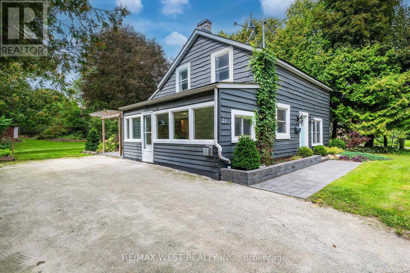 21 Mill Street, Amaranth, Ontario  L9W 3Z3 - Photo 1 - X13801790
