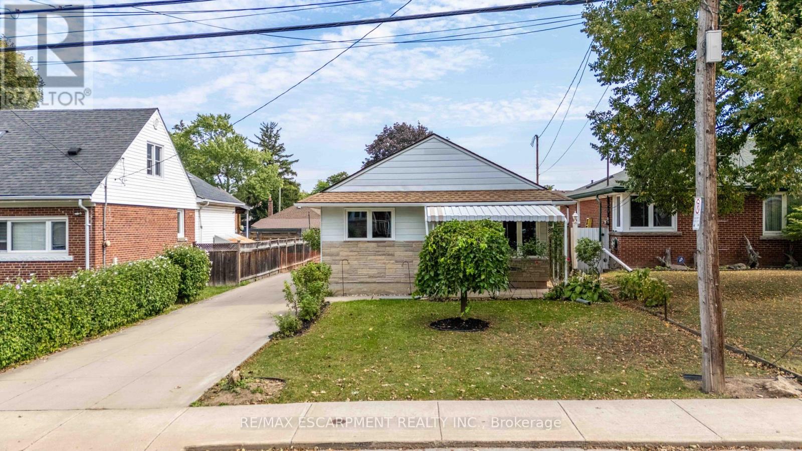 215 Rosedale Avenue, Hamilton, Ontario  L8K 4N6 - Photo 1 - X13801866