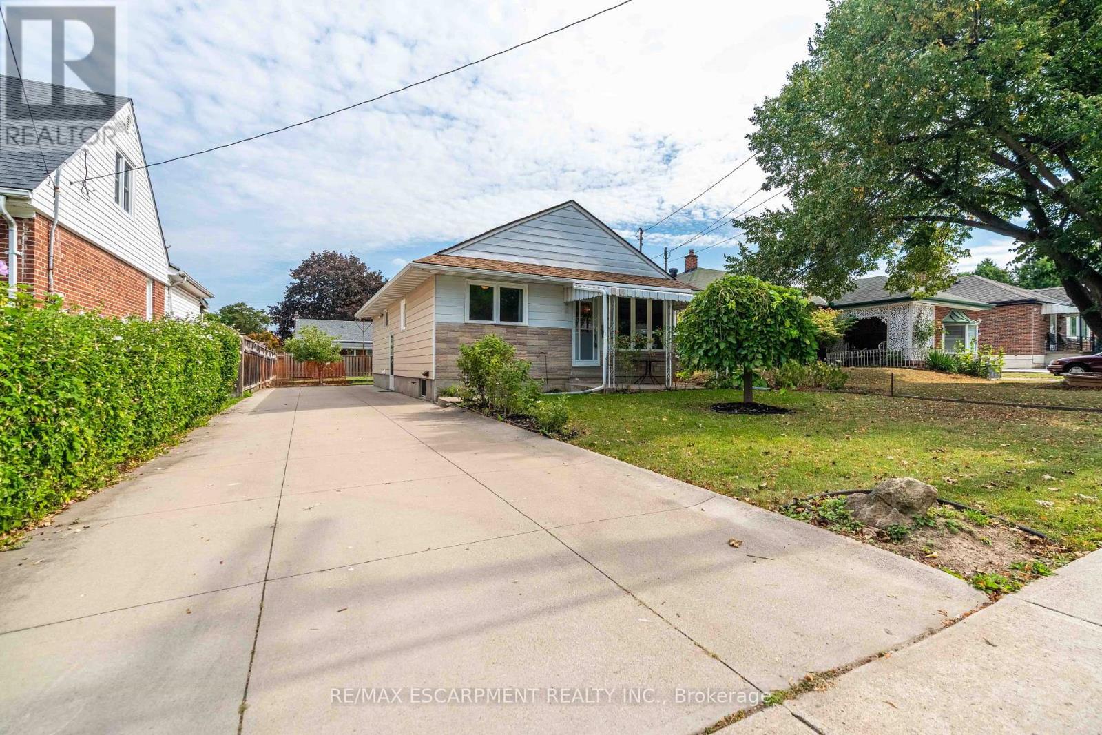 215 Rosedale Avenue, Hamilton, Ontario  L8K 4N6 - Photo 3 - X13801866