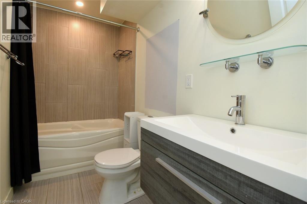 10 Graham Street, St. Catharines, Ontario  L2N 5L2 - Photo 16 - 40864613