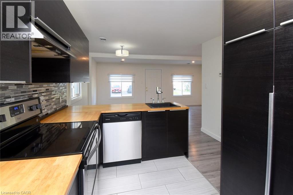 10 Graham Street, St. Catharines, Ontario  L2N 5L2 - Photo 8 - 40864613