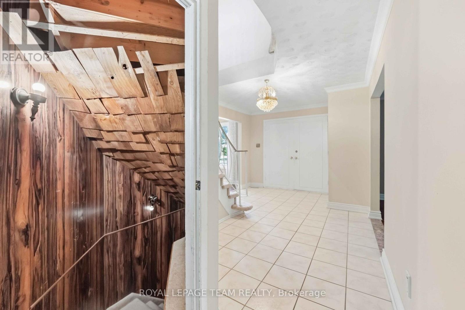 19 Amberwood Crescent, Ottawa, Ontario  K2E 7B7 - Photo 37 - X13801232